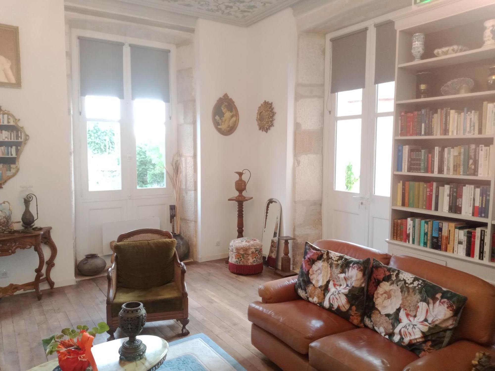 Villa Saint Pierre La Trimouille Bagian luar foto
